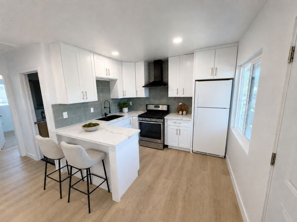 305 E Navilla Pl APT B