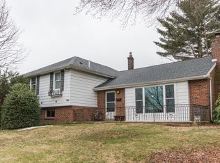 744 Parker Ln, Springfield, PA 19064