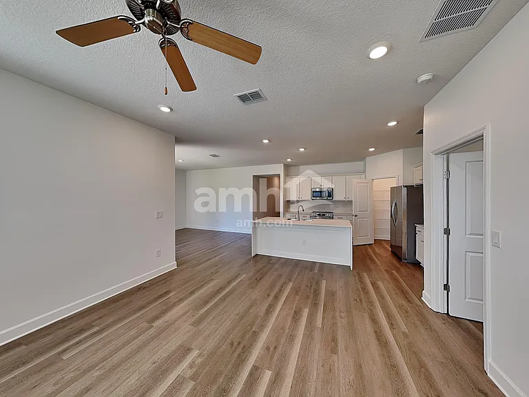 3204 Carthage Ave — Photo 6