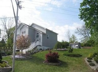 1 Main St, Lebanon, NJ 08833