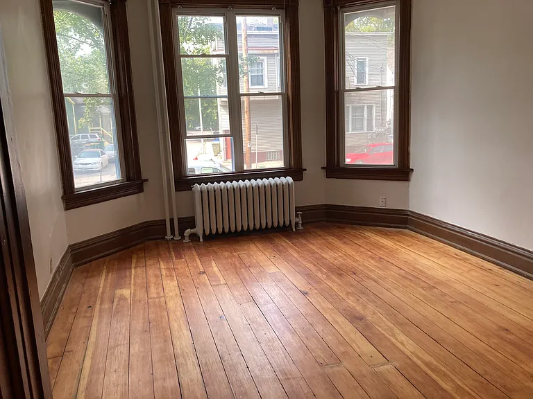 1734 N Arlington Pl — Photo 10
