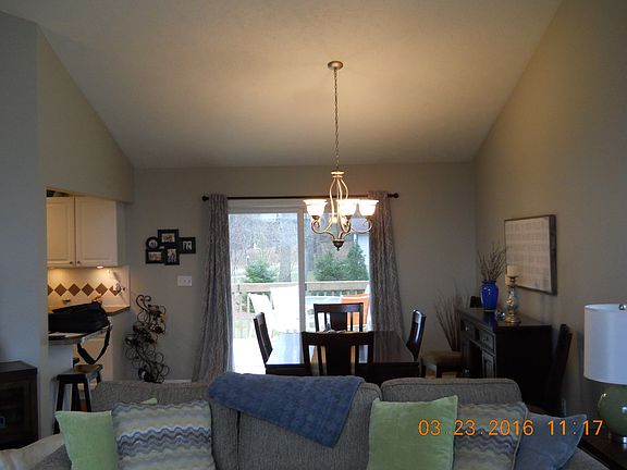 3rd image of 89 Teasel St NE