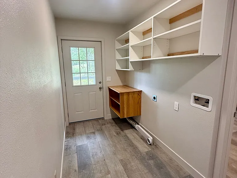 16083 Indian Springs Ranch Rd — Photo 14
