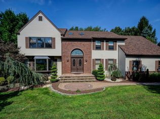 204 Nottingham Rd, Morganville, NJ 07751