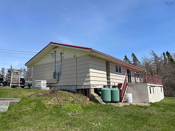 2nd image of 346 Grandique Ferry Rd