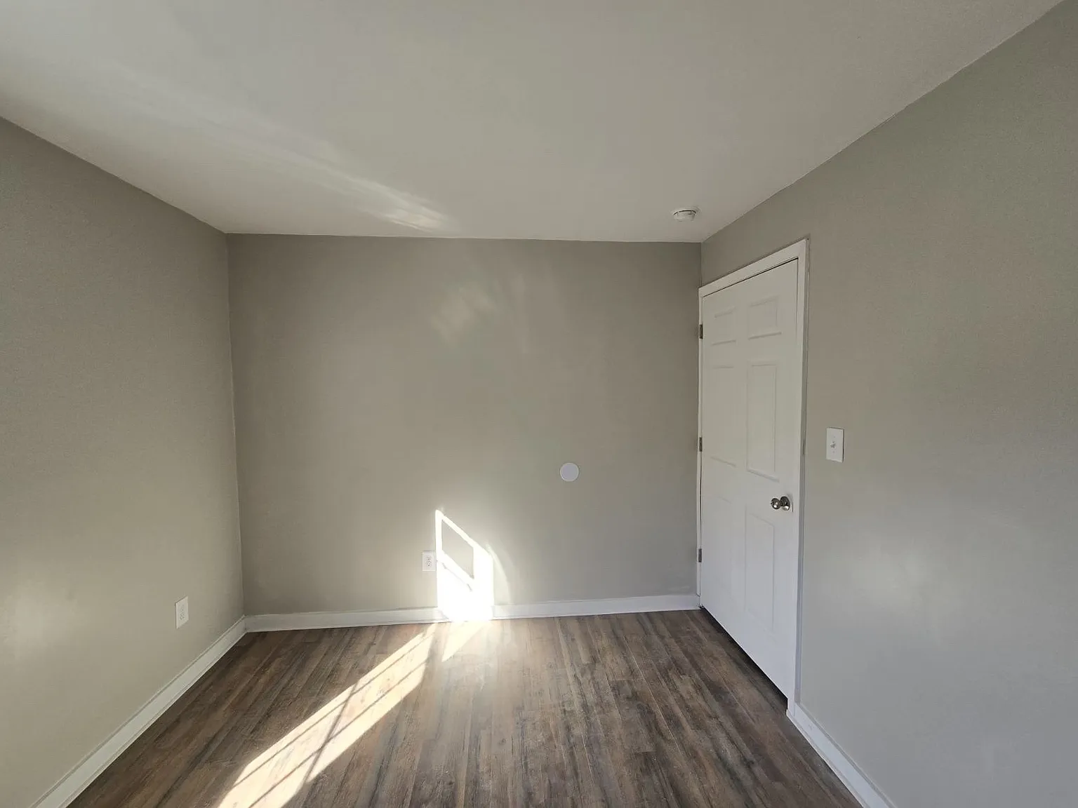 2 bed, $825 — Photo 3