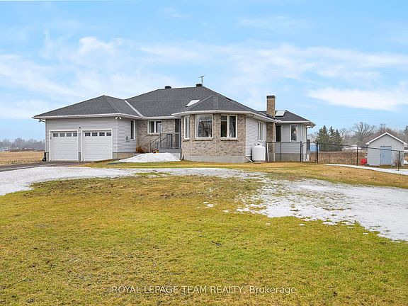 2nd image of 2090 Old Birch Rd