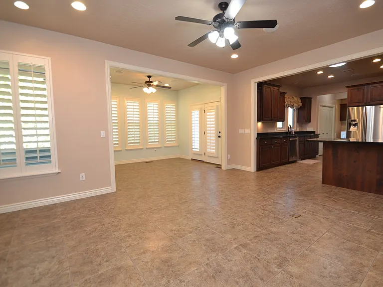 10741 S Weiss Dr — Photo 14