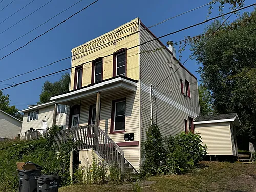 214 E 8th St Photo 1 214 E 8th St Photo 1