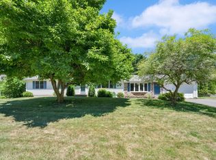 31 Tyler Rd, Enfield, CT 06082