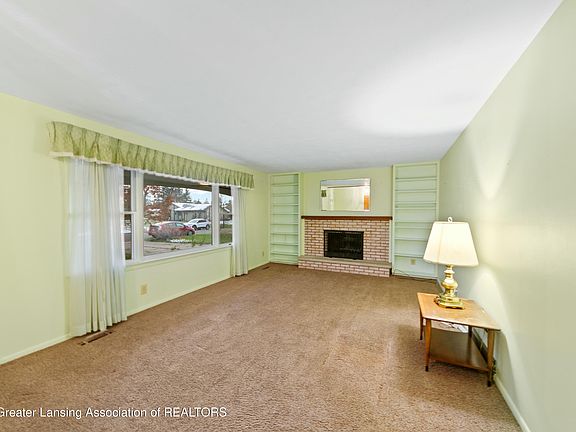 4th image of 5620 Appleridge Dr