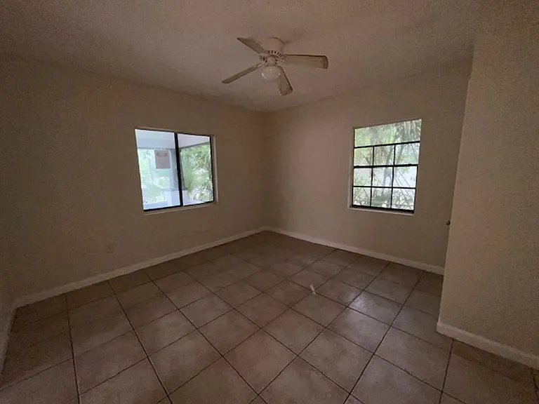 1703 McCarthy Ave — Photo 12