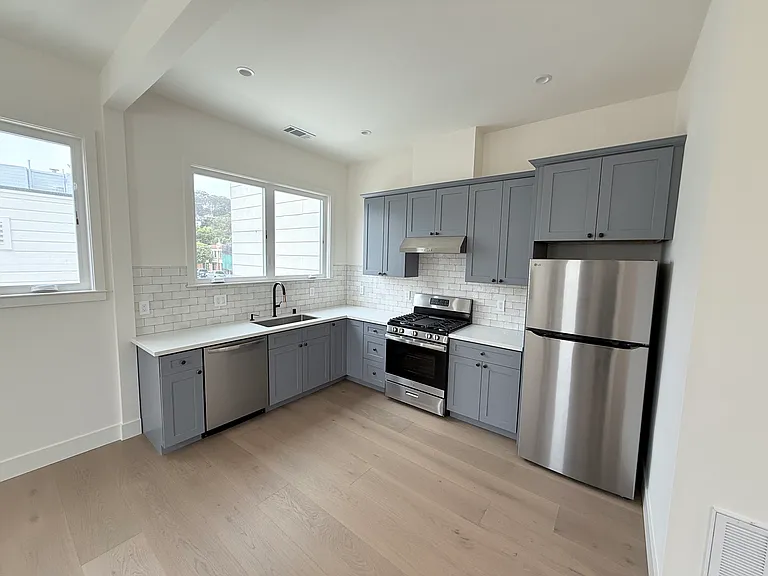 3774 Mission St #3774A — Photo 15