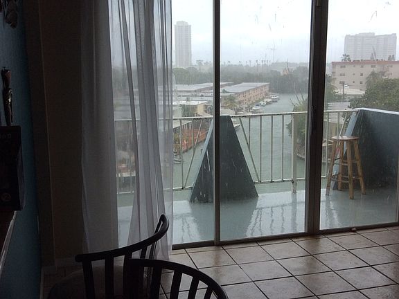 5th image of 7133 Bay Dr APT 704