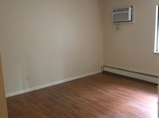 147 Gaines St SE, Grand Rapids, MI 49548