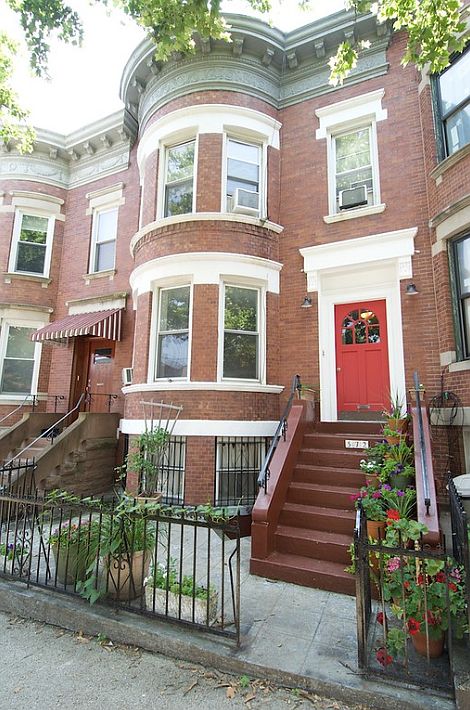 1st image of 572 Prospect Ave