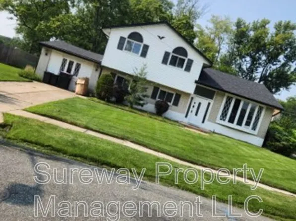 991 Sherbrook Cir, Somerdale, NJ 08083