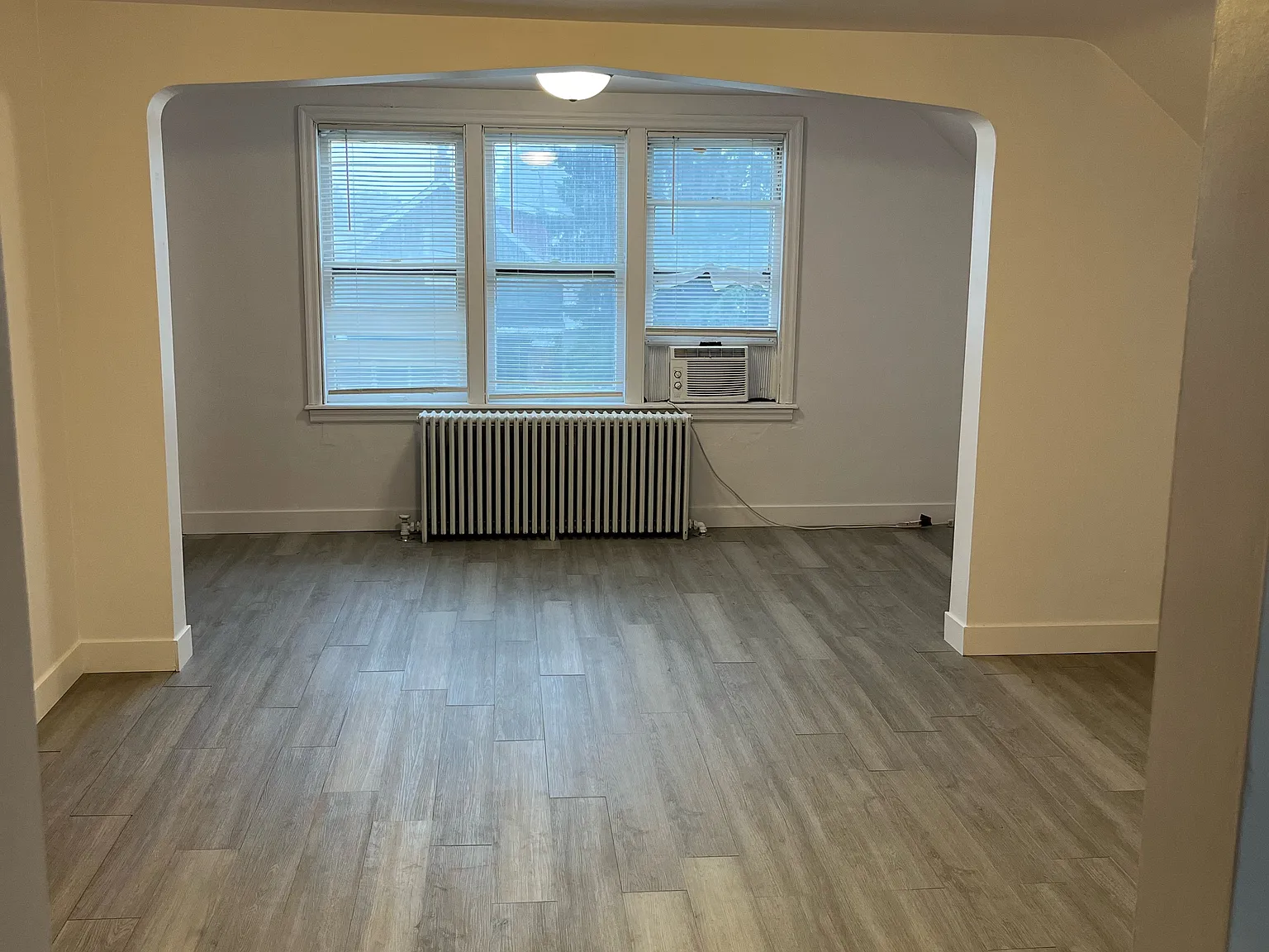 1 bed, $950 — Photo 2