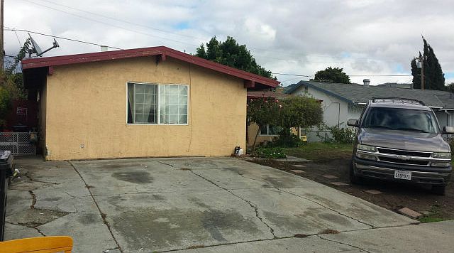 2nd image of 1502 Lochner Dr