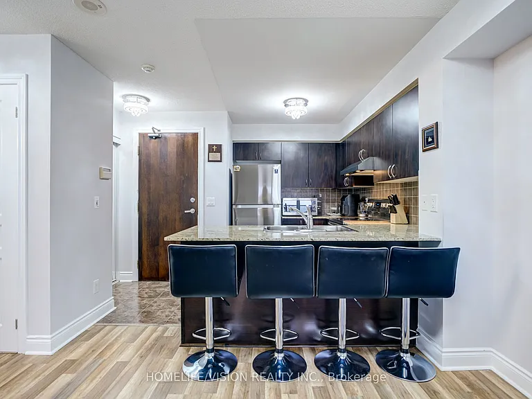 7 N Park Rd #1802 — Photo 7