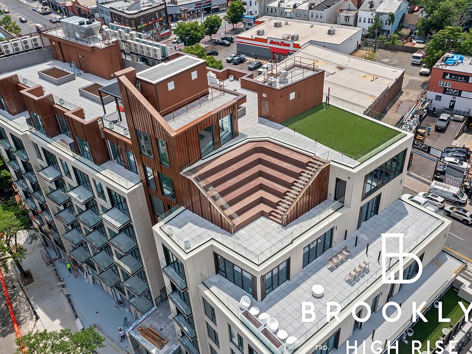 1st image of 50 E 10th St #529