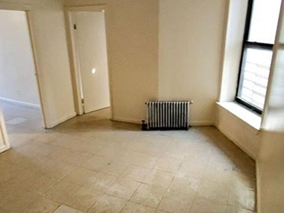 3rd image of 625 Jefferson Pl APT 3C