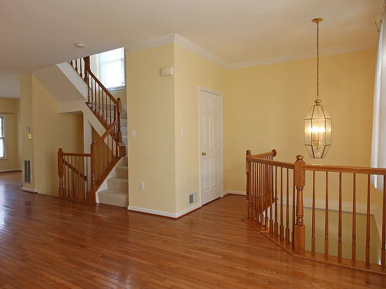 11799 Valley Ridge Cir — Photo 19