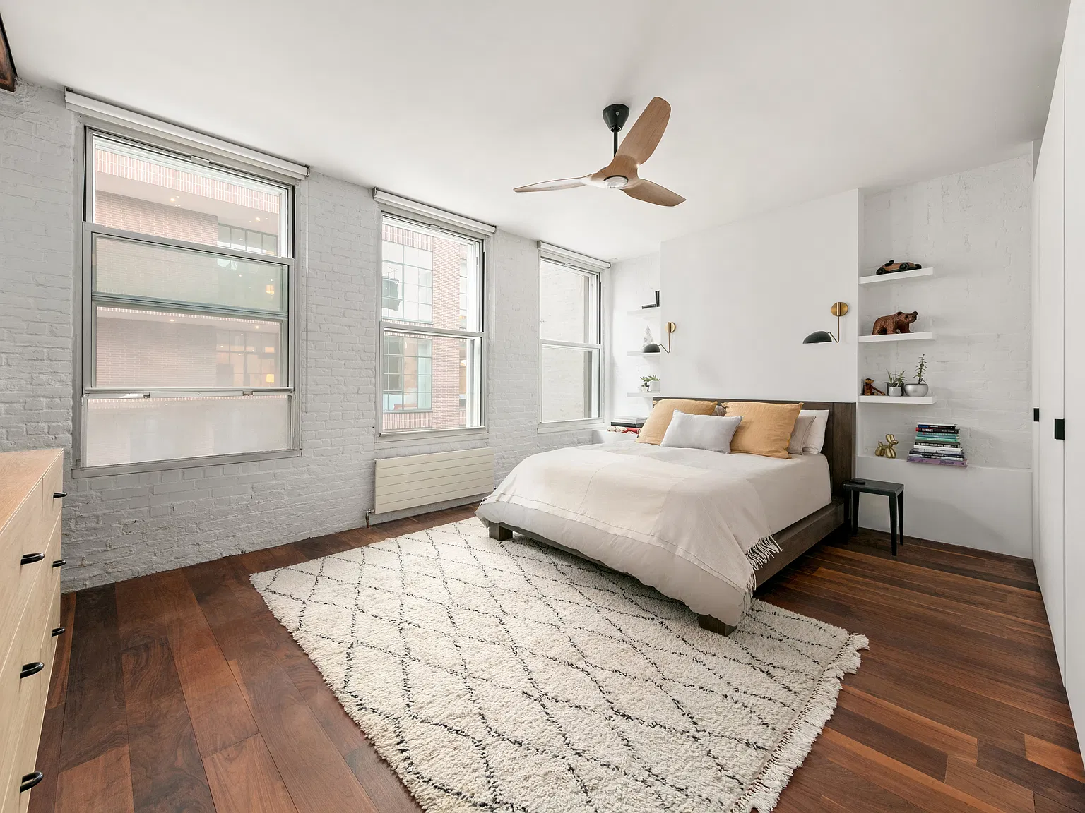 242 Lafayette Street — Photo 4