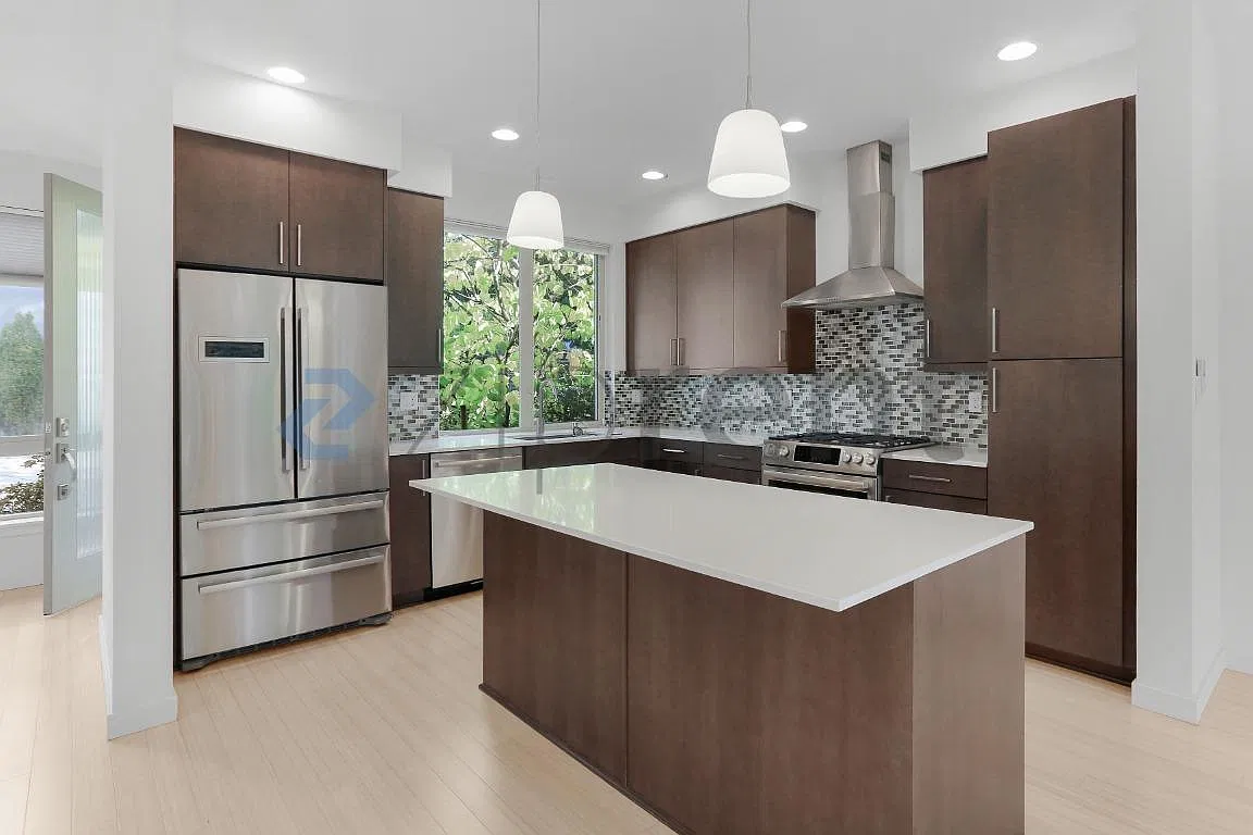 3 bed, 1820 sqft, $3,700 — Photo 1