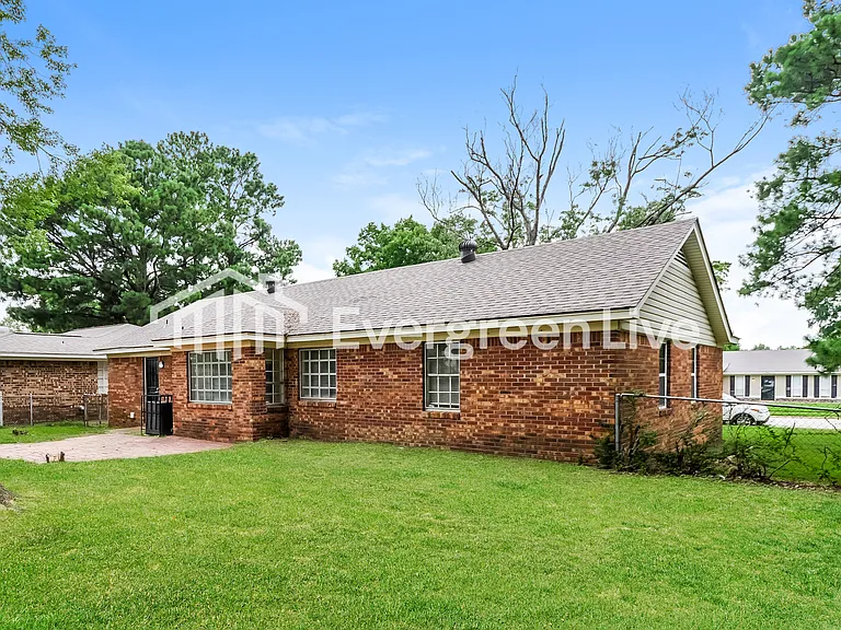 5991 Raintree Dr — Photo 15