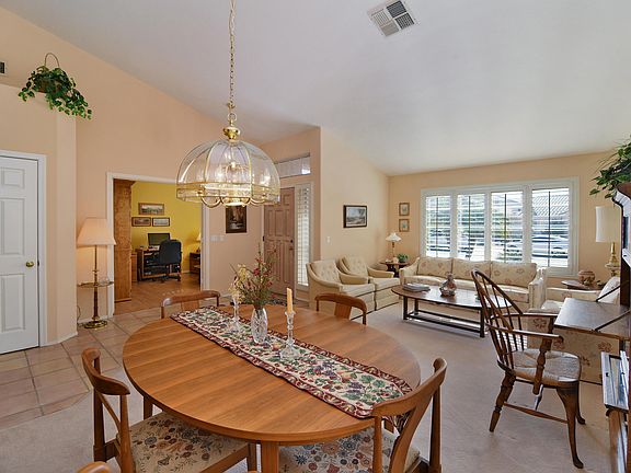 4th image of 5930 W Park Ave