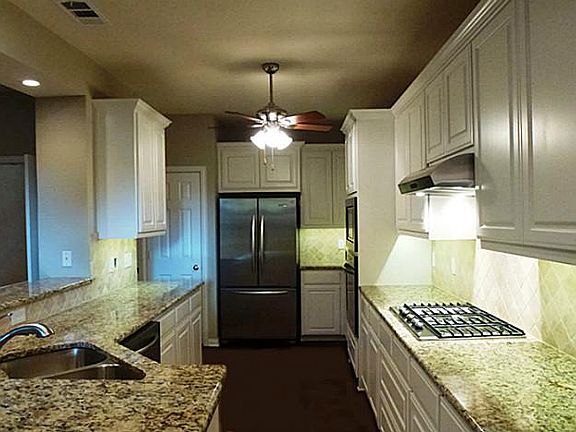 3rd image of 9234 Esplanade Dr