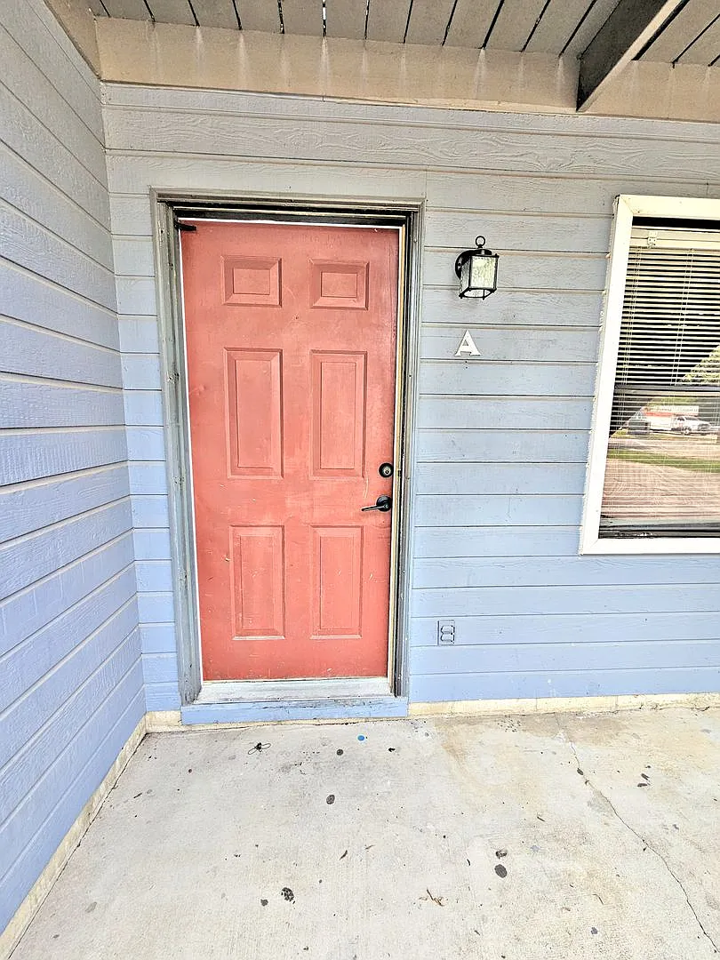 Apartment 2BR/1BA Decatur SW — Photo 3