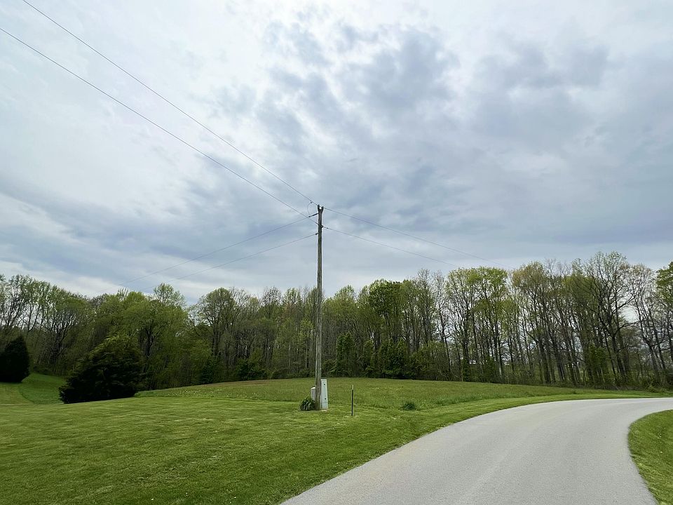 2nd image of 18 Phelps Acres Rd