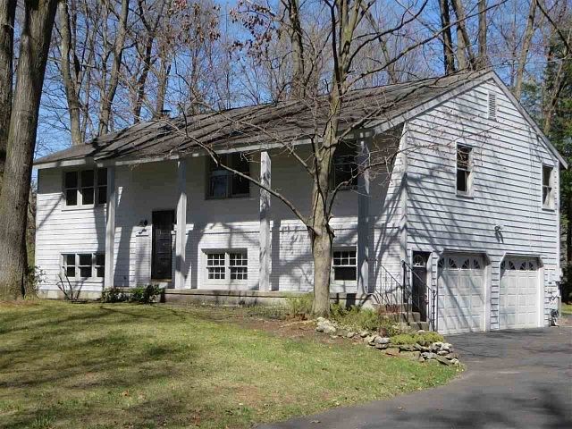 1st image of 28 Lakewood Dr
