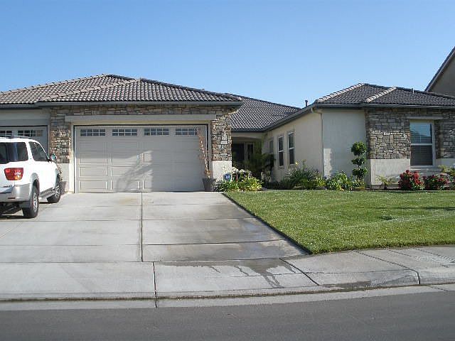 Courtesy of GMAC/Park Place Realty