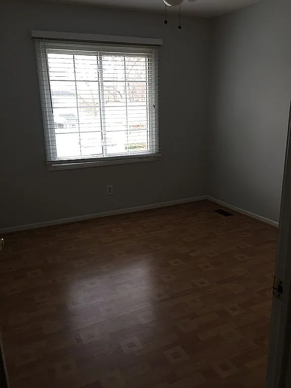 1336 E Lincoln Ave photo 1