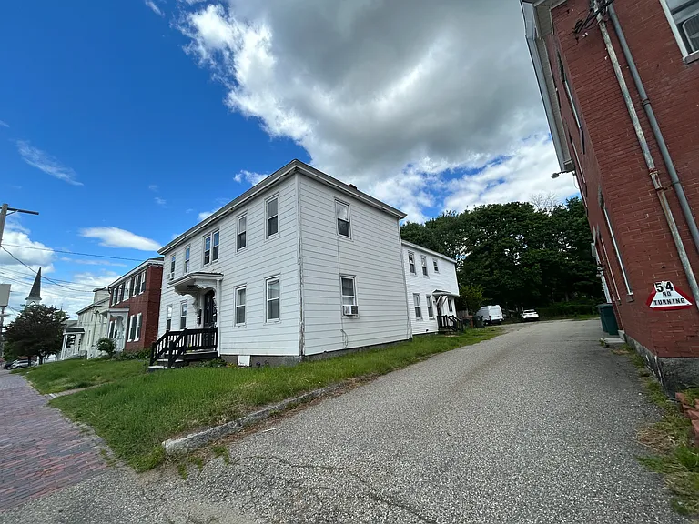 50 School St #4 — Photo 2