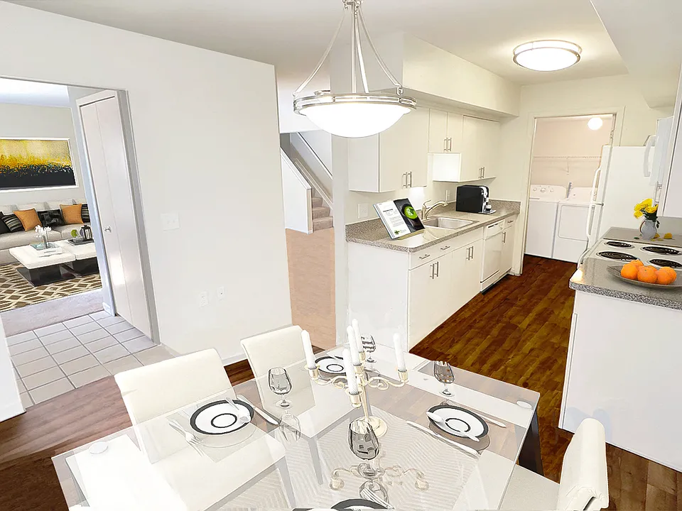 Foxpointe Townhomes