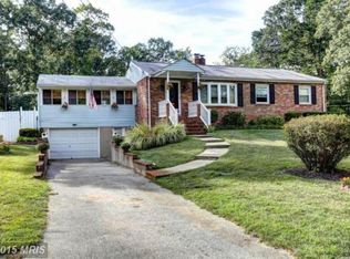 212 9th St, Pasadena, MD
