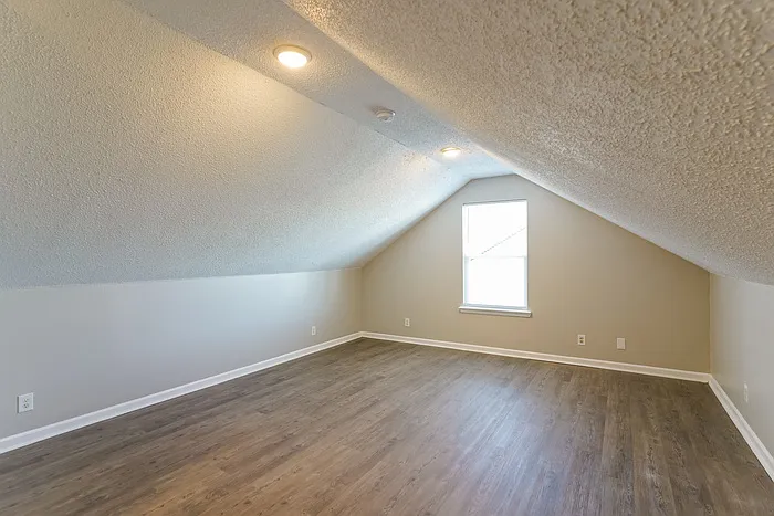 4041 New Grange Cir — Photo 9