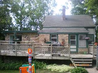 1740 Oakview Ln N, Minneapolis, MN 55441