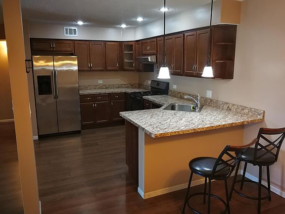4th image of 10351 S Menard Ave #321