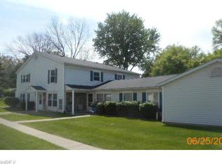 611 Canterbury Ln #C-12, Medina, OH
