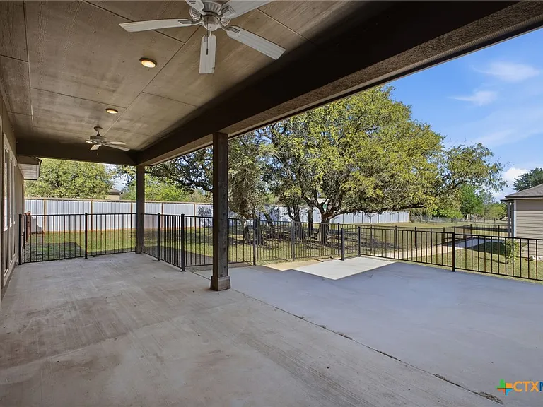 2228 Deer Run Rdg — Photo 37