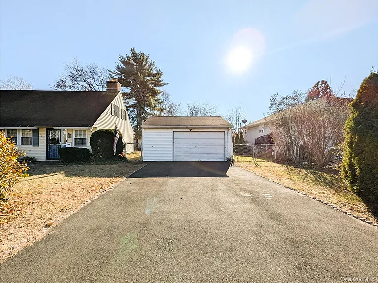 806 Oliver Ave #1 — Photo 16