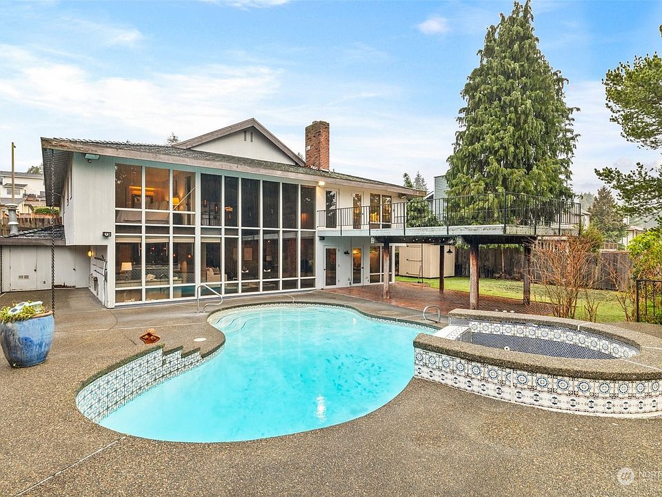 1st image of 3609 Northshore Boulevard NE