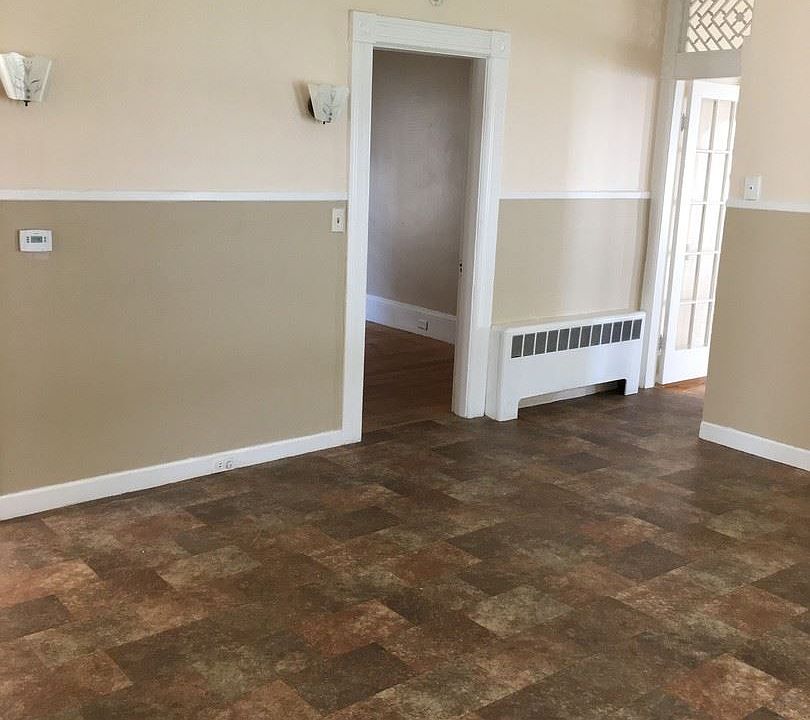 2nd image of 344 Dubuque St APT 2