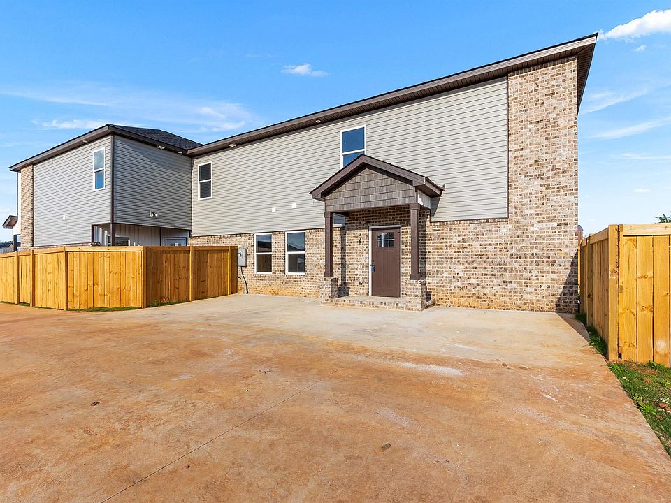 1st image of 238 Beau Claire Cir
