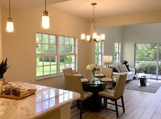4430 Botanical Place Cir APT 101, Naples, FL 34112